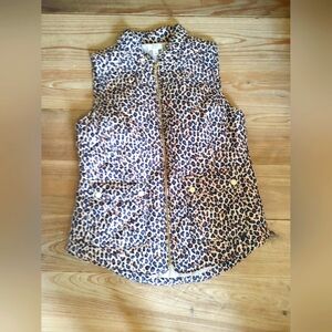 Women's Crown and Ivy Navy and Tan Leopard Print Vest Size Medium